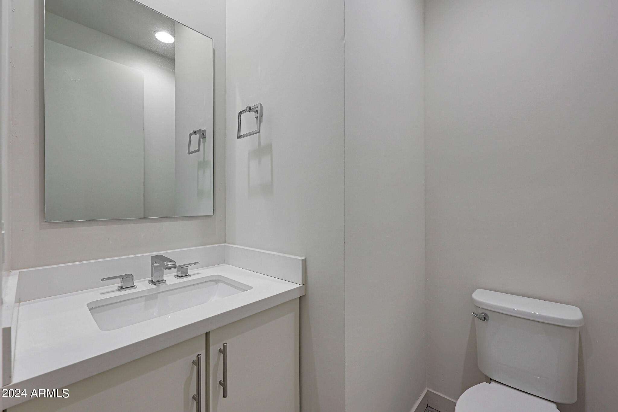 325 East Coronado Road, Unit 3 Phoenix, AZ 85004 - Photo 16 of 31 B (24)