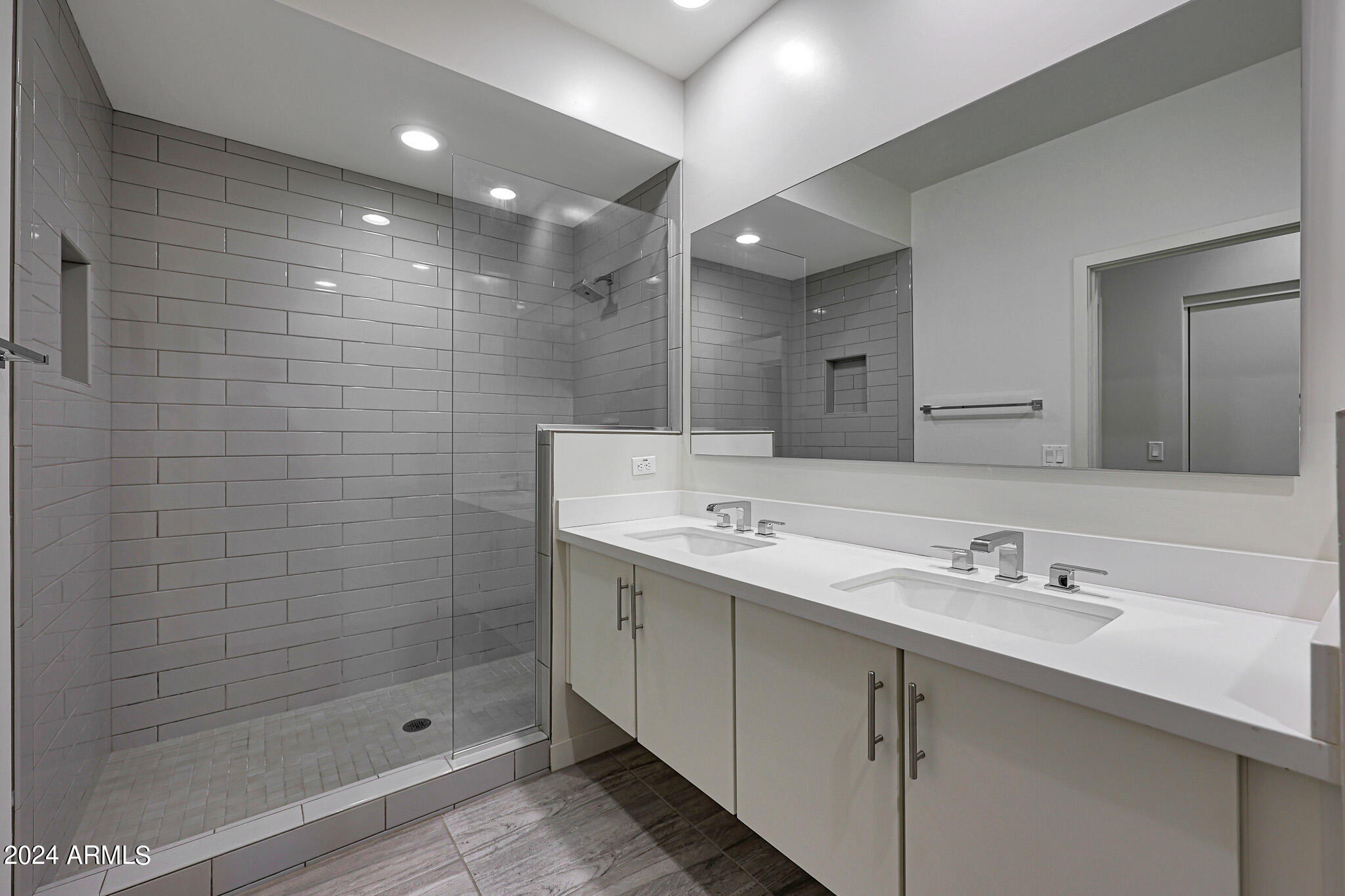 325 East Coronado Road, Unit 3 Phoenix, AZ 85004 - Photo 20 of 31 B (39)