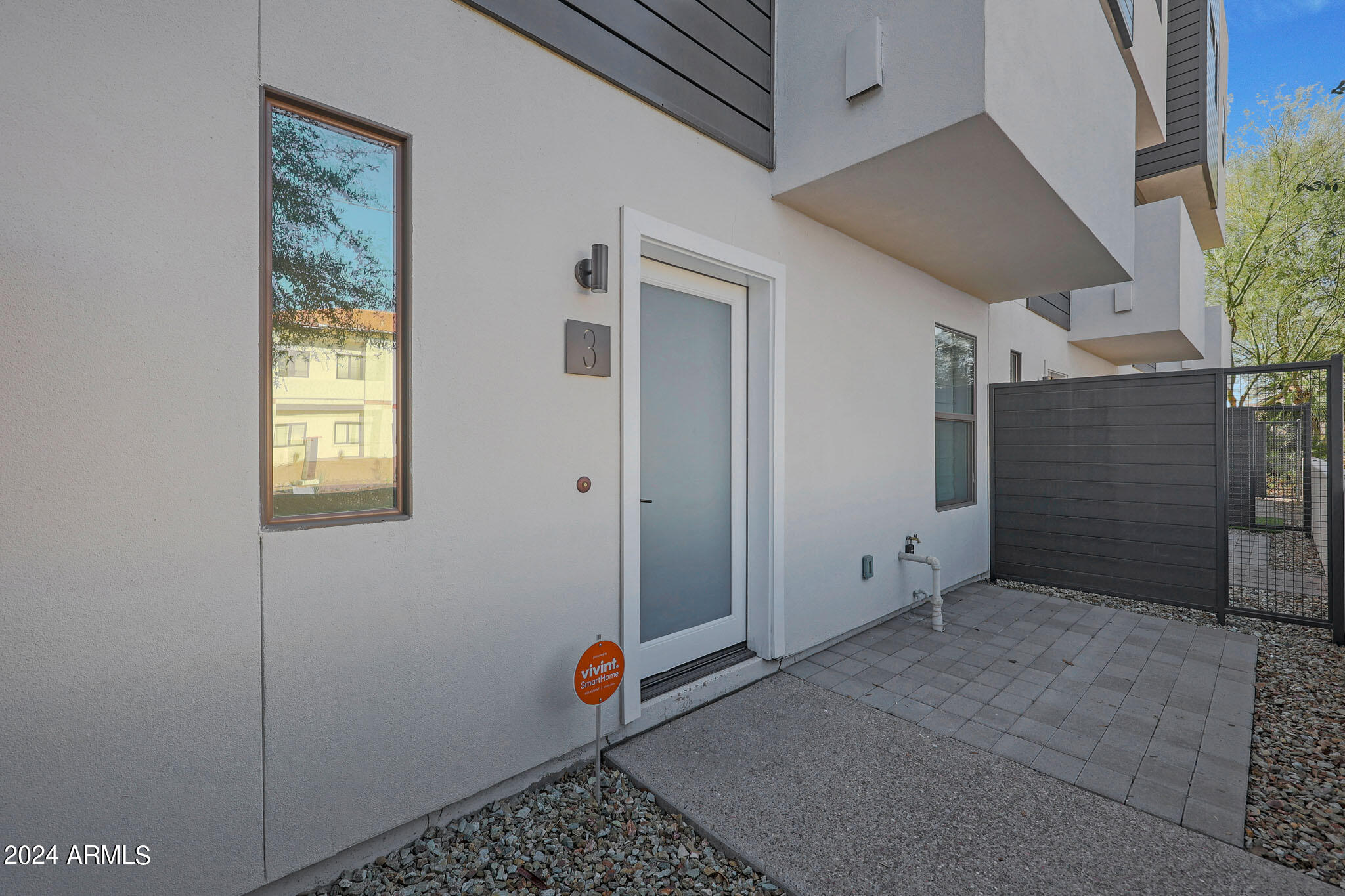 325 East Coronado Road, Unit 3 Phoenix, AZ 85004 - Photo 3 of 31 A (1)