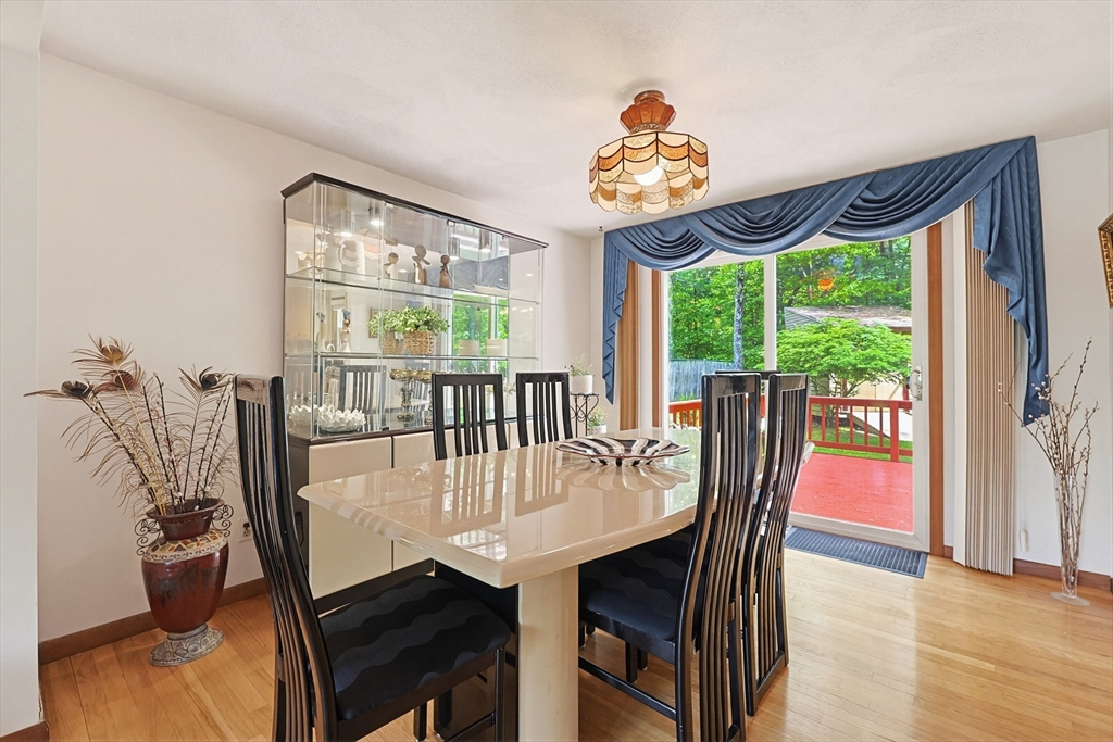218 Hampton Road Sharon, MA 02067 - Photo 8 of 34