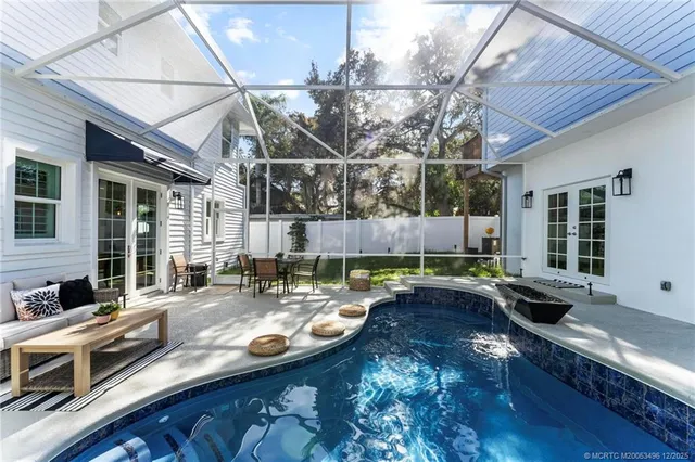 $1,865,000 | 516 Southwest Camden Avenue, Stuart, FL 34994