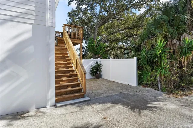 $1,865,000 | 516 Southwest Camden Avenue, Stuart, FL 34994