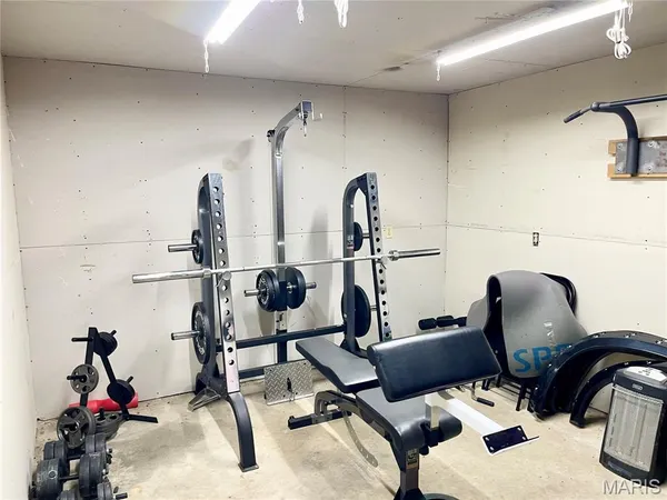 $31,975 | 206 West Illinois Street, Sorento, IL 62086