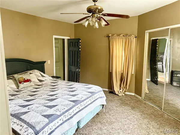 $31,975 | 206 West Illinois Street, Sorento, IL 62086
