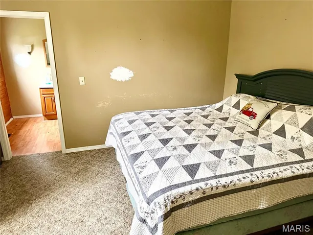 $29,900 | 206 West Illinois Street, Sorento, IL 62086