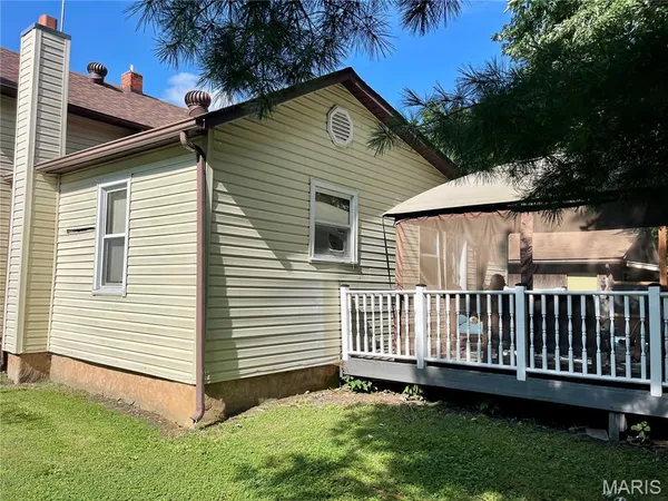 $31,975 | 206 West Illinois Street, Sorento, IL 62086