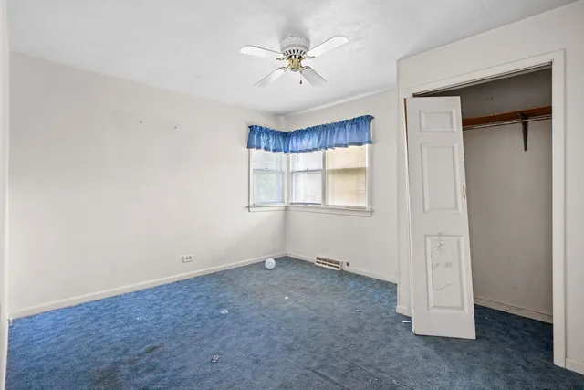 $259,900 | 34906 North Augustana Avenue, Ingleside, IL 60041