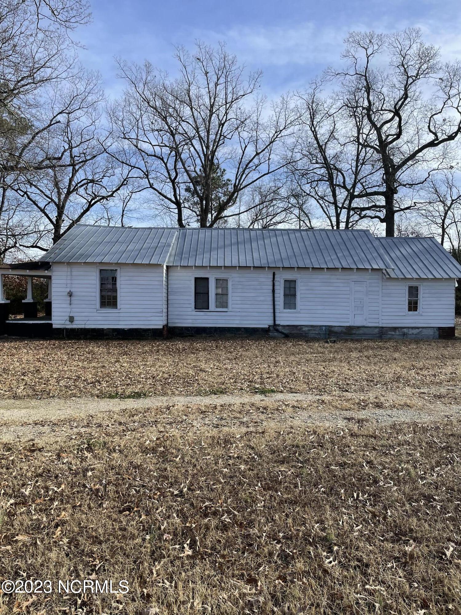 5942 Old Smithfield Road Spring Hope, NC 27882 - Photo 3 of 13 Tabron_right side