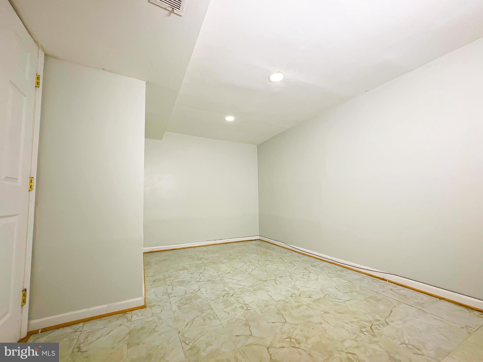 10003 Mike Road Fort Washington, MD 20744 - Photo 11 of 32