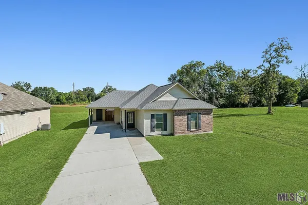 $235,000 | 3024 Red Hat Road, Brusly, LA 70719