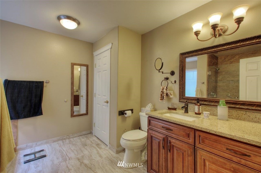 4588 Julian Road Southwest Port Orchard, WA 98367 - Photo 14 of 34 Gallery Image 14