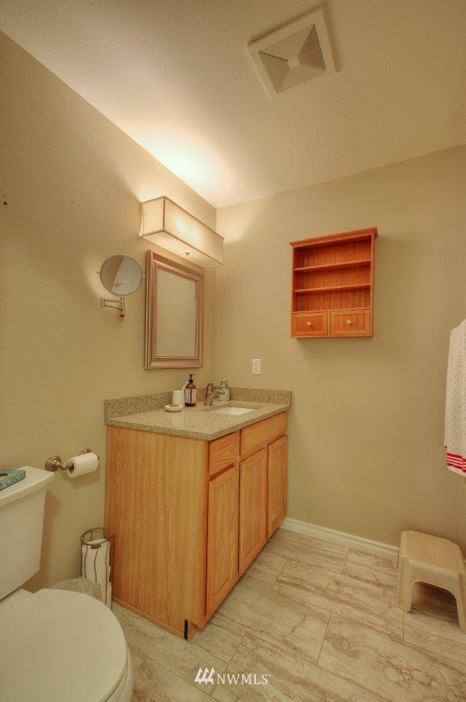4588 Julian Road Southwest Port Orchard, WA 98367 - Photo 18 of 34 Gallery Image 18