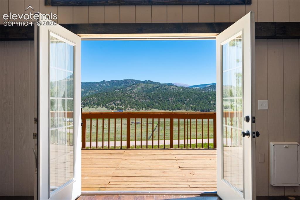 5463 High Park Road Florissant, CO 80816 - Photo 5 of 49 Main Level