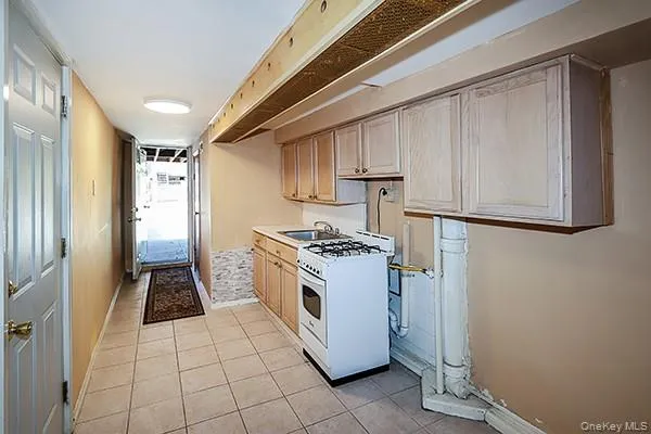 $935,000 | 63-64 78th Street | Middle Village