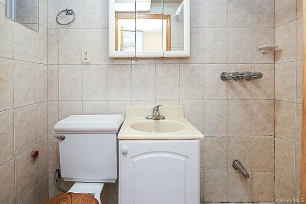 $935,000 | 63-64 78th Street | Middle Village