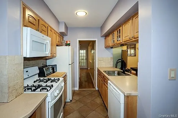 $935,000 | 63-64 78th Street | Middle Village