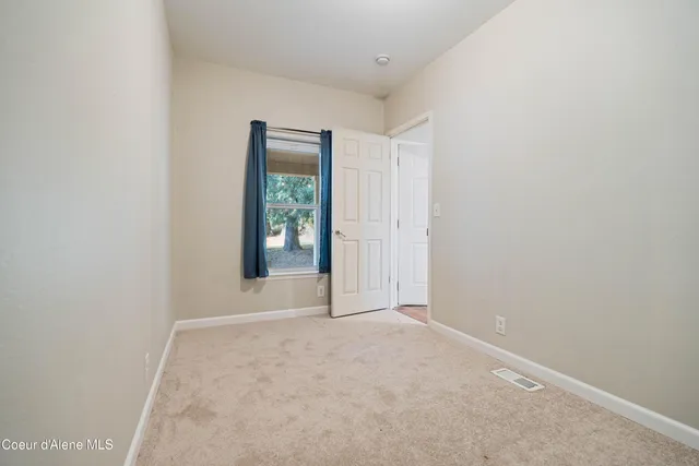 $325,000 | 7562 West Spirit Lake Road, Unit 11, Spirit Lake, ID 83869