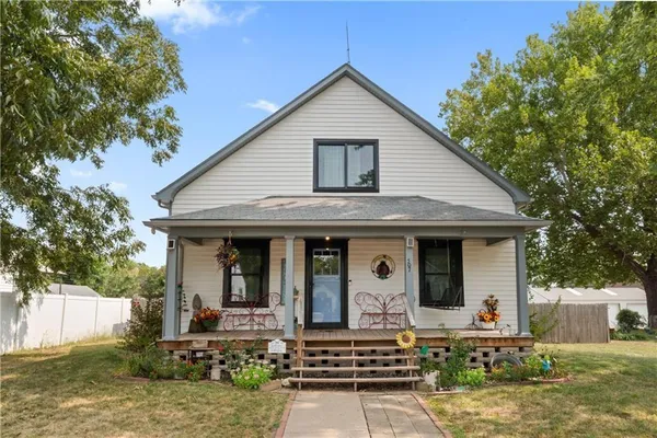 $199,900 | 507 South West Street, Concordia, MO 64020