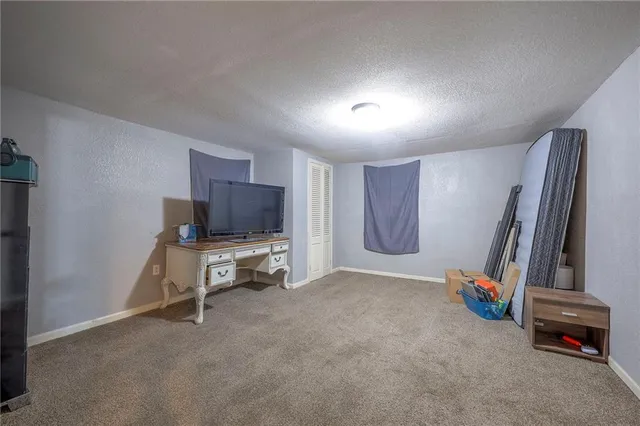 $175,000 | 7444 Barnes Drive, Kansas City, KS 66109