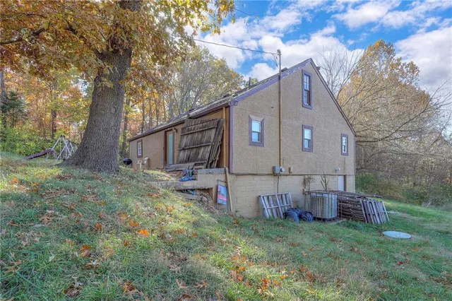 $175,000 | 7444 Barnes Drive, Kansas City, KS 66109