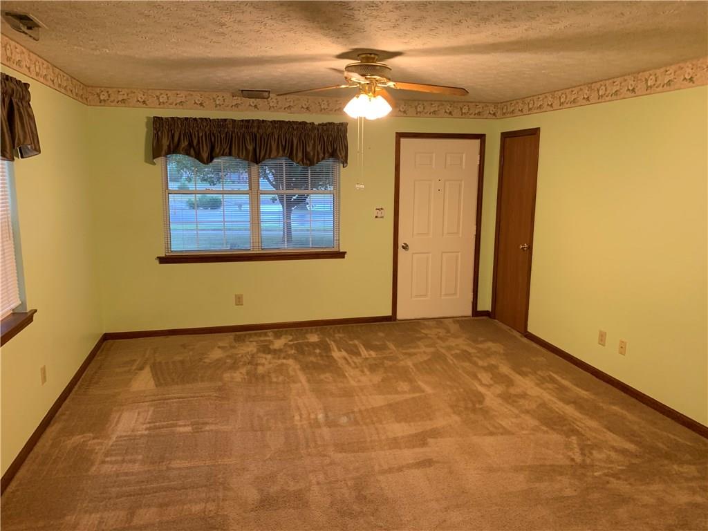 466 Ina Circle, Unit 466 Franklin, IN 46131 - Photo 3 of 7 Gallery Image 3