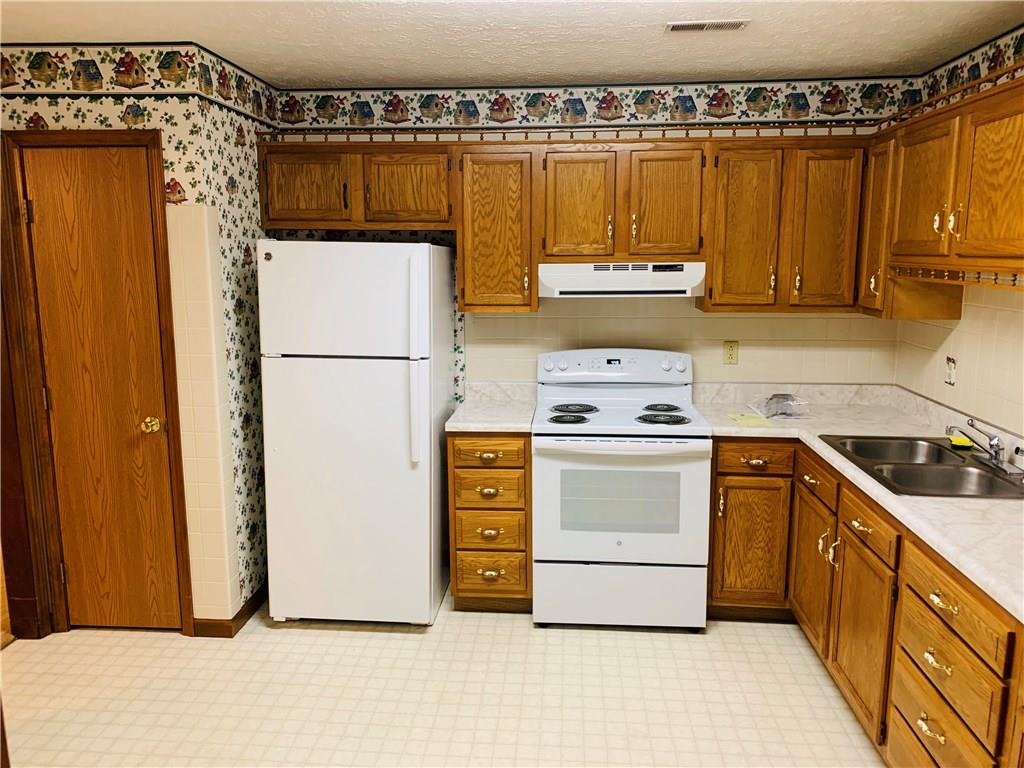 466 Ina Circle, Unit 466 Franklin, IN 46131 - Photo 5 of 7 Gallery Image 5