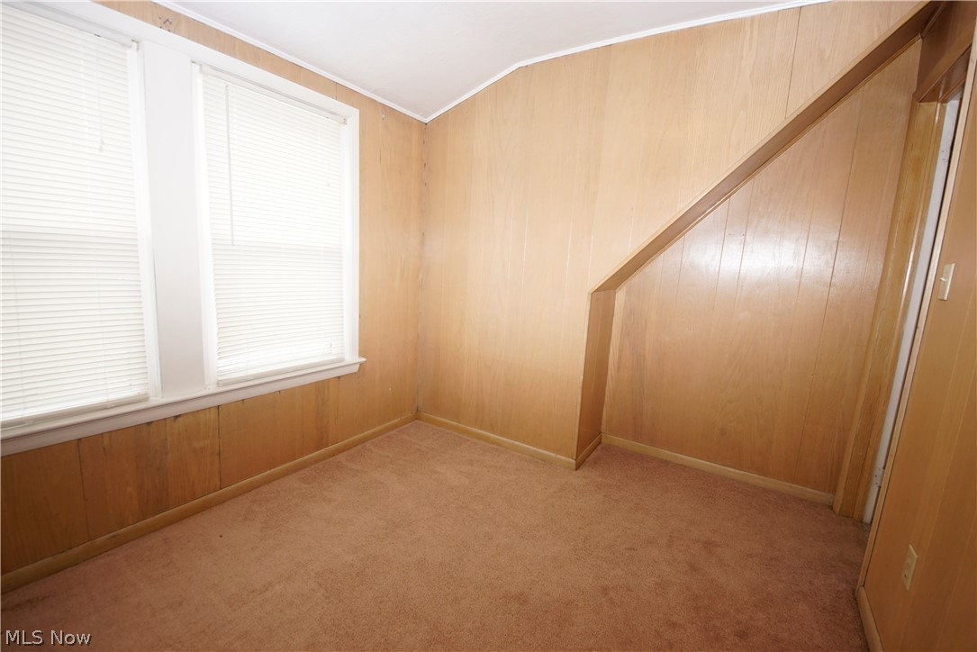 3105 Joslyn Road Cleveland, OH 44111 - Photo 19 of 32 Gallery Image 19