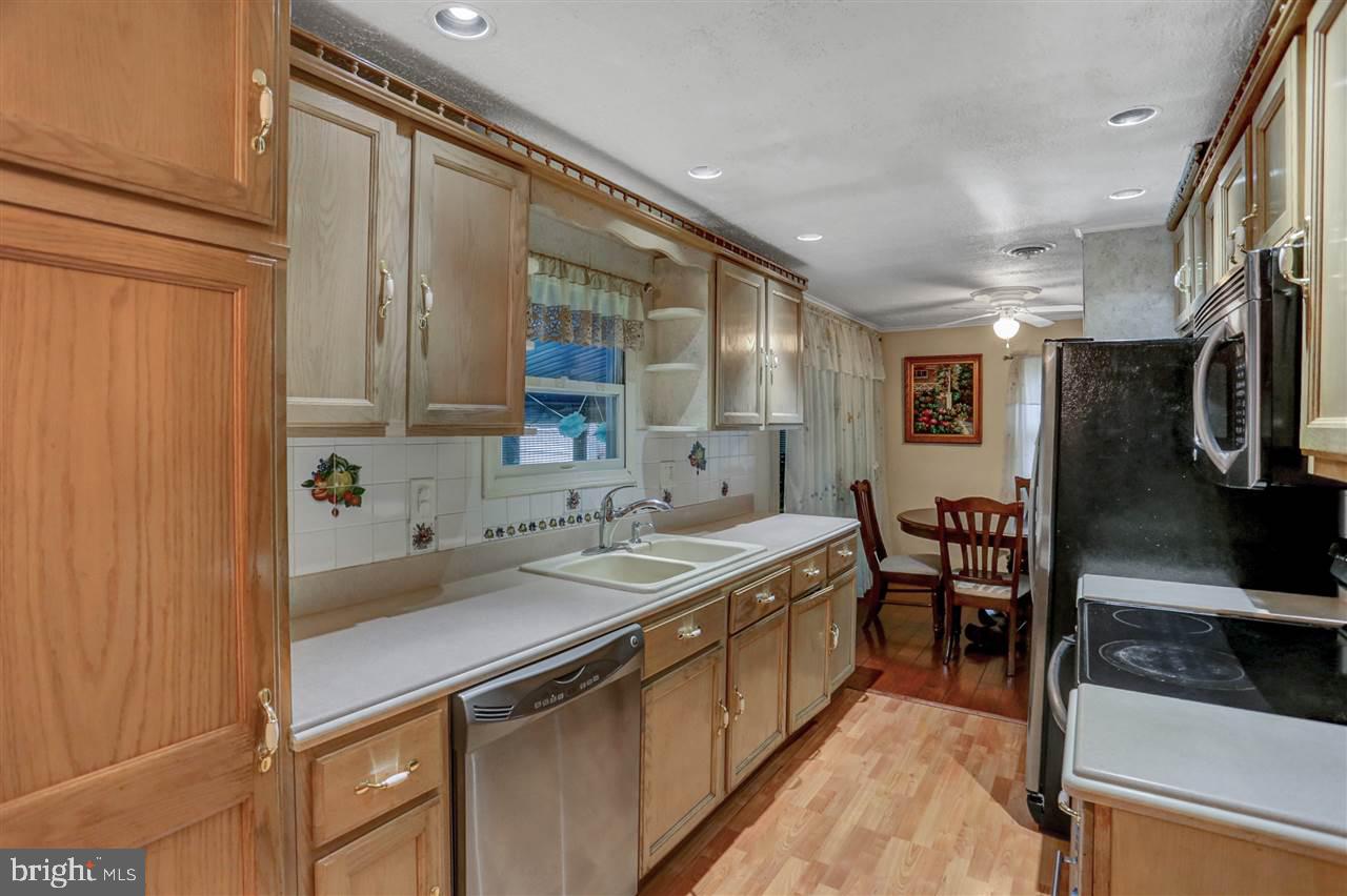 3232 Trinity Road Harrisburg, PA 17109 - Photo 3 of 23 Gallery Image 3