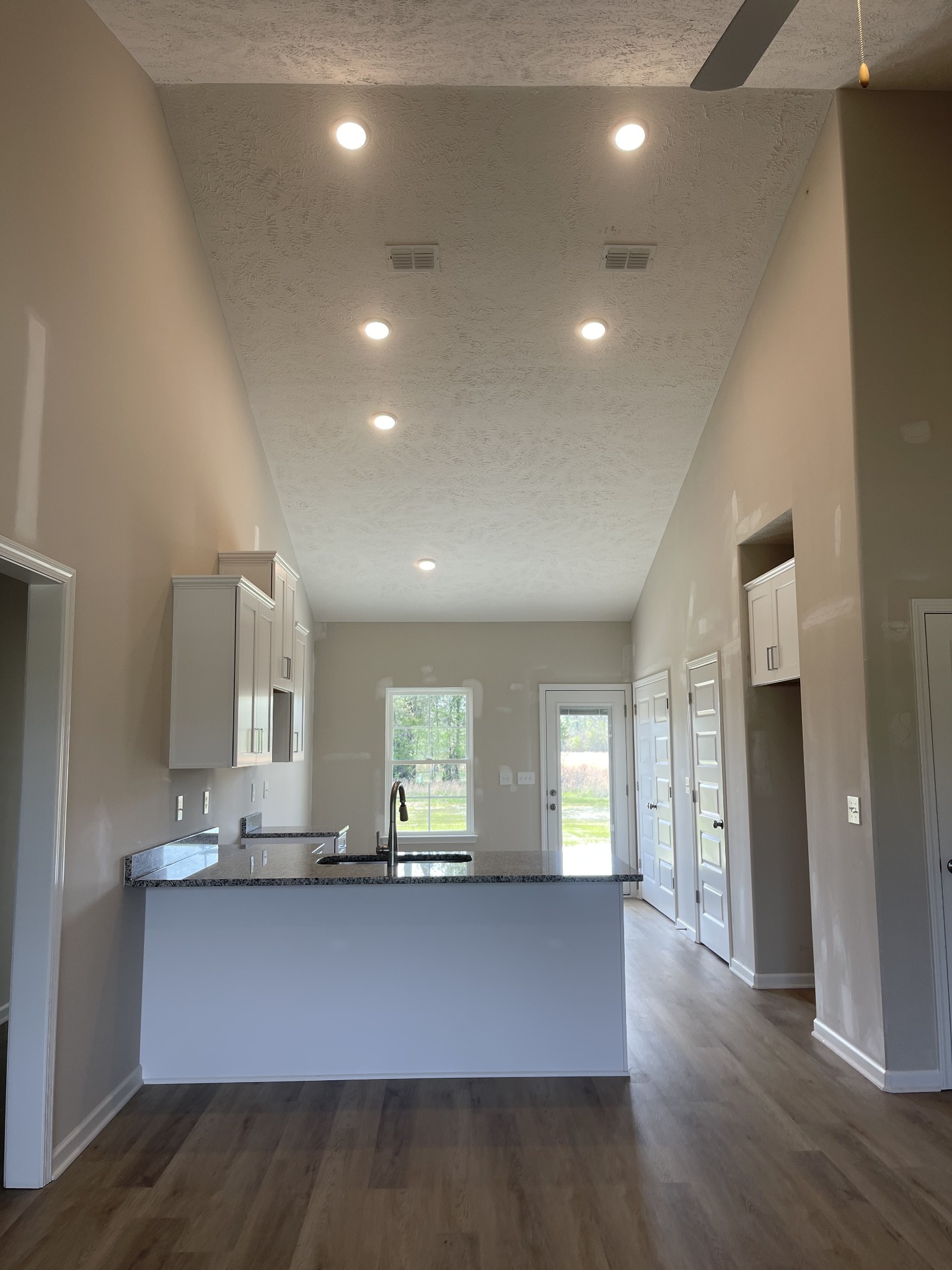 181 North Fork Branch Road Tullahoma, TN 37388 - Photo 8 of 31 Gallery Image 8