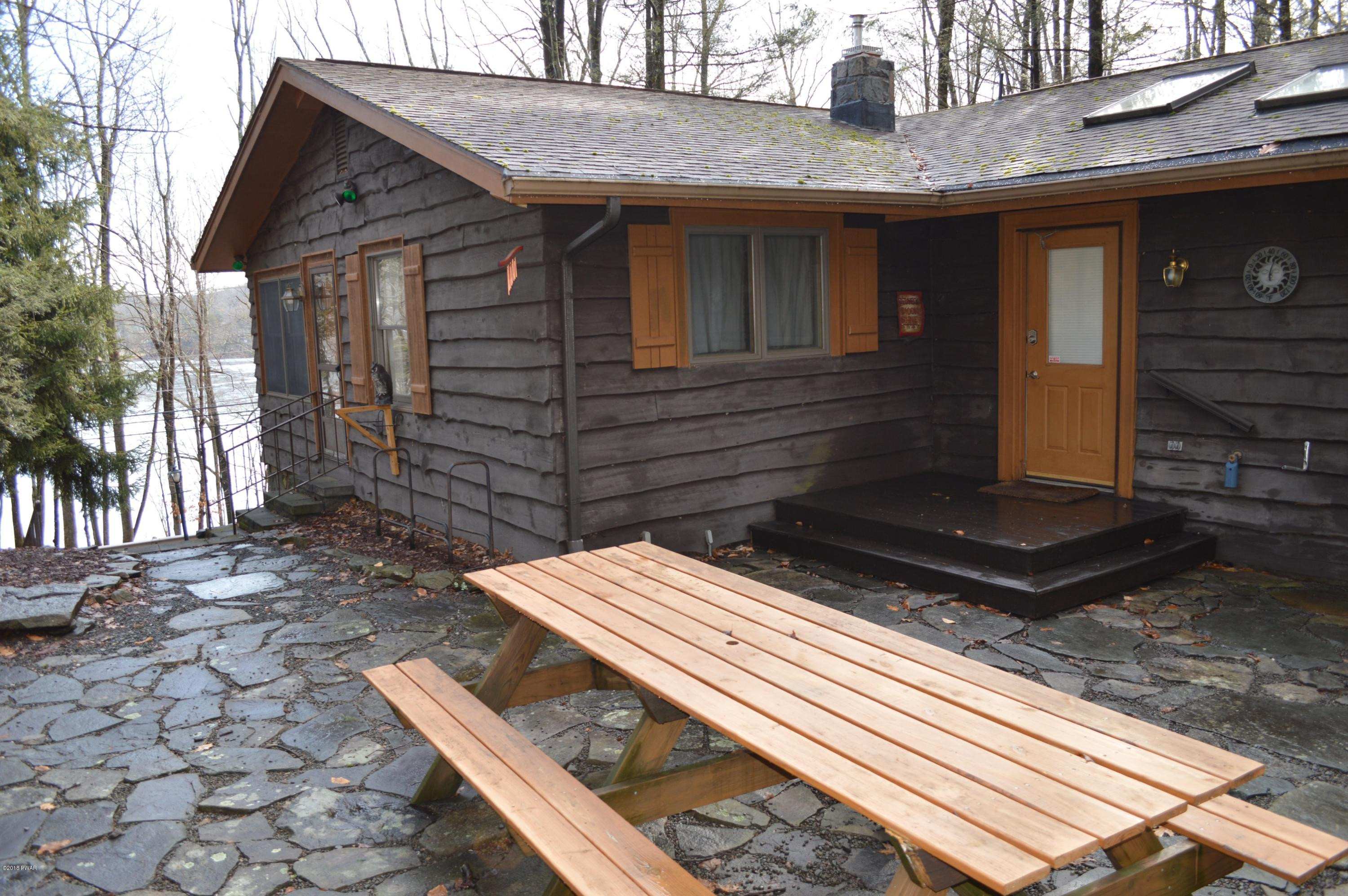 977 Ledgedale Road Lake Ariel, PA 18436 - Photo 7 of 45 entry and patio