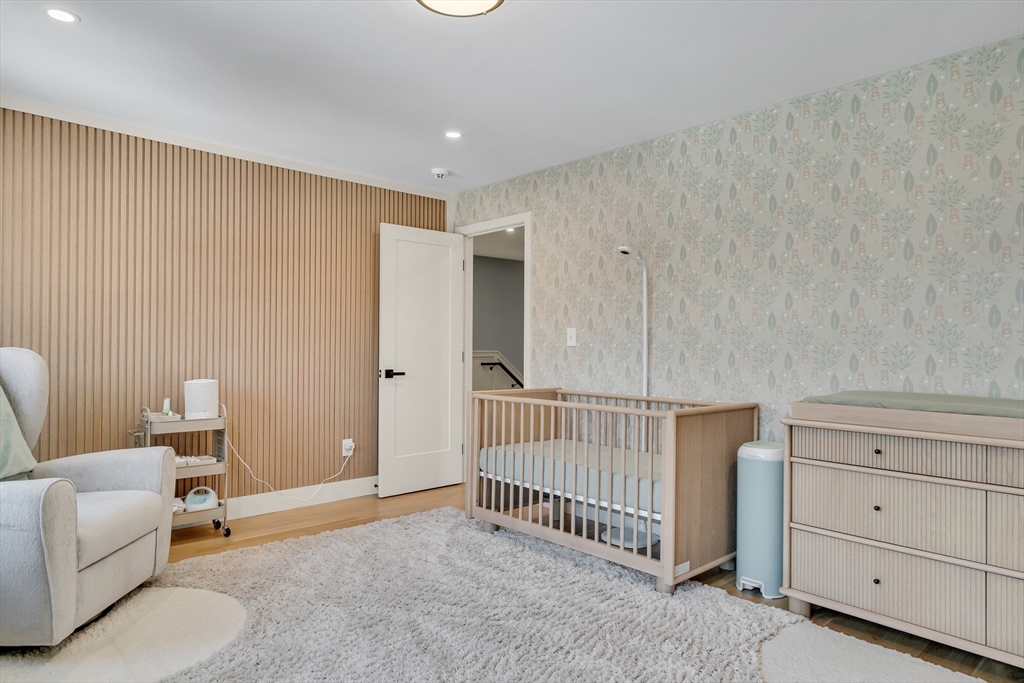 32 Lantern Lane Wellesley, MA 02481 - Photo 24 of 41