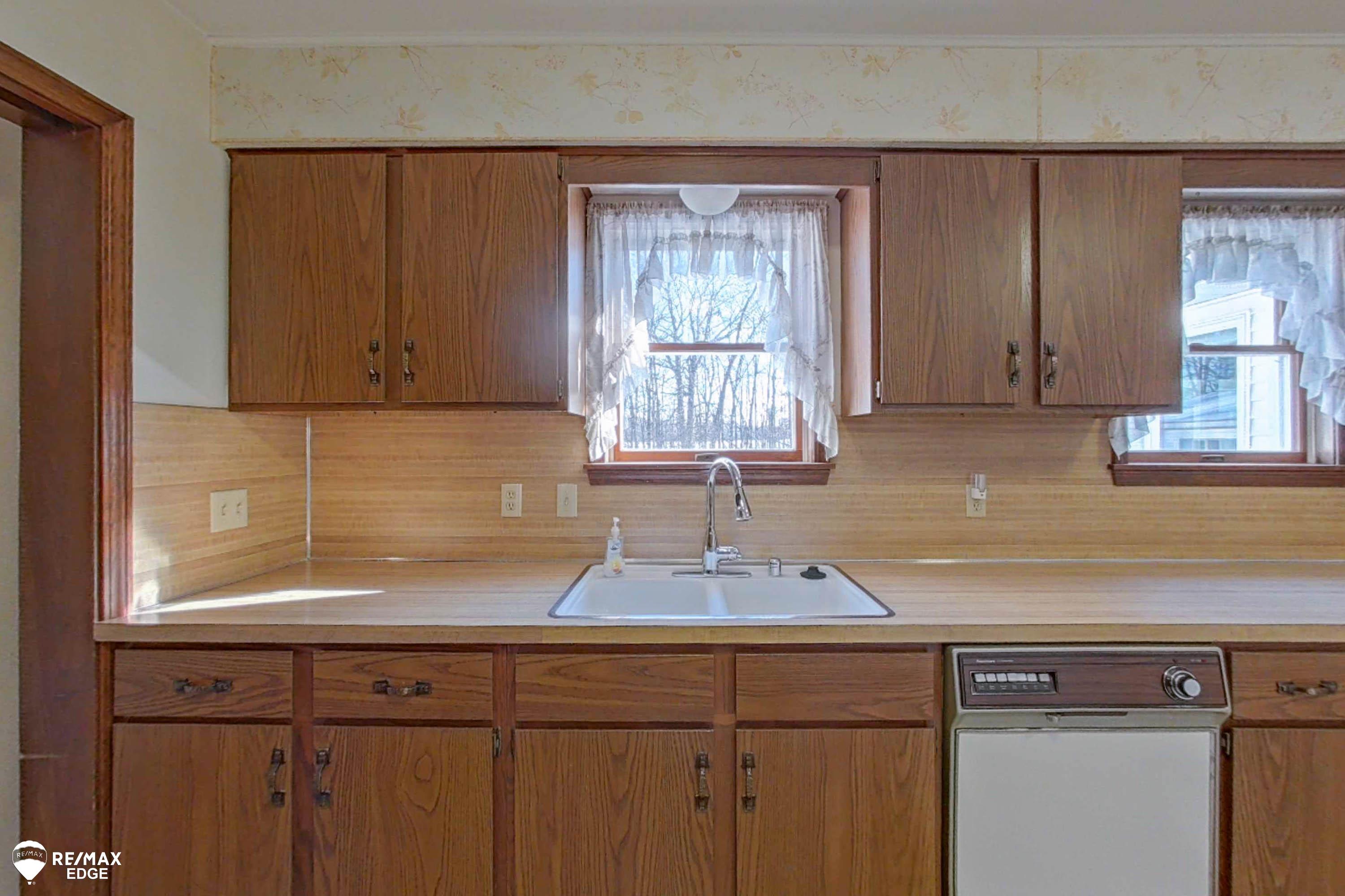 6405 Brewer Road Flint, MI 48507 - Photo 19 of 74