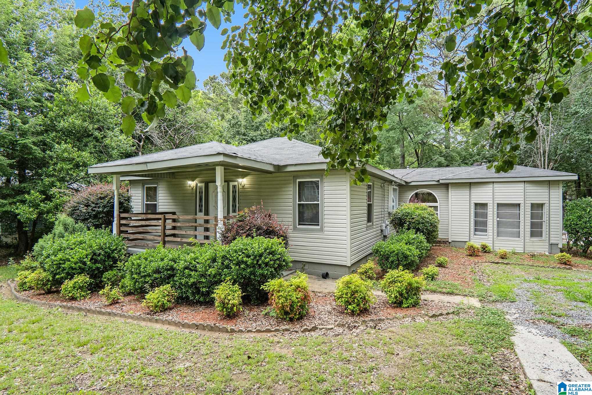 520 Parks Road Gardendale, AL 35071 - Photo 2 of 23