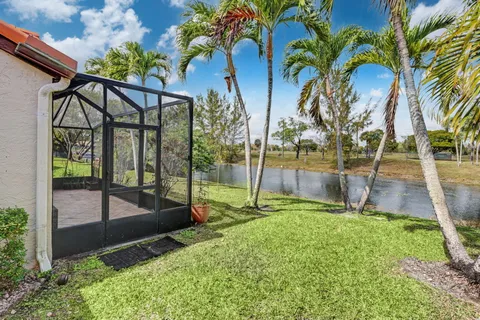 $530,000 | 17 Columbia Court, Deerfield Beach, FL 33442