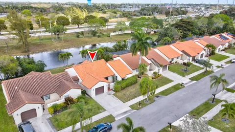 $530,000 | 17 Columbia Court, Deerfield Beach, FL 33442