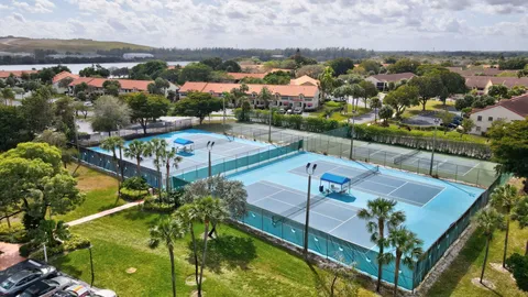 $530,000 | 17 Columbia Court, Deerfield Beach, FL 33442