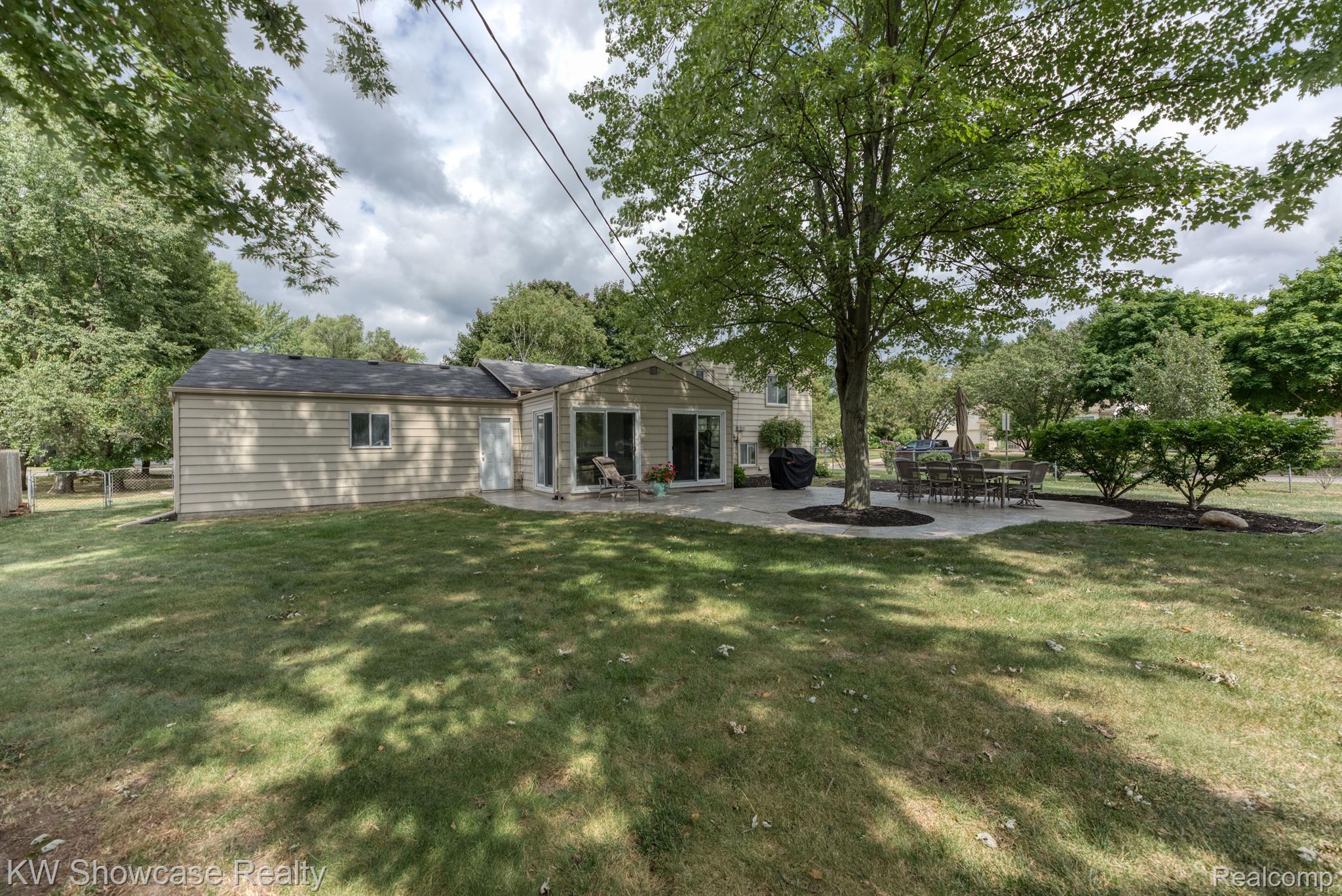 2605 Potter Road Wixom, MI 48393 - Photo 28 of 29 Gallery Image 28