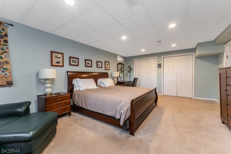 828 Star View Way Bridgewater, NJ 08807 - Photo 28 of 38