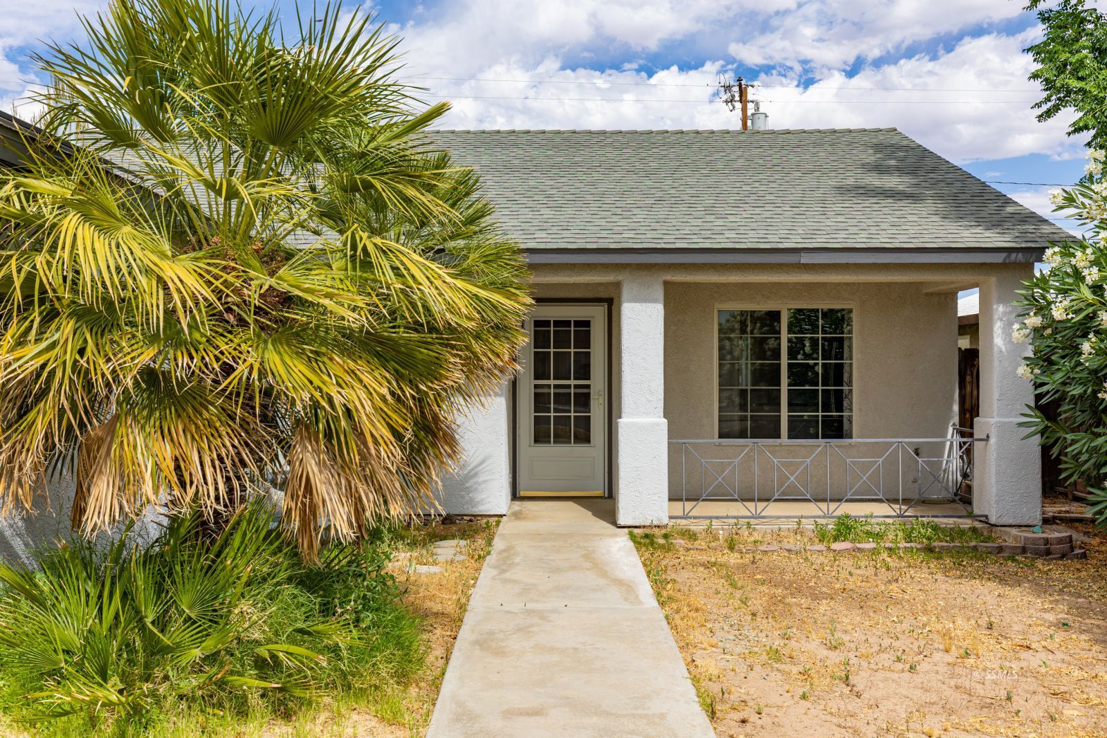1024 Porter Street Ridgecrest, CA 93555 - Photo 2 of 32