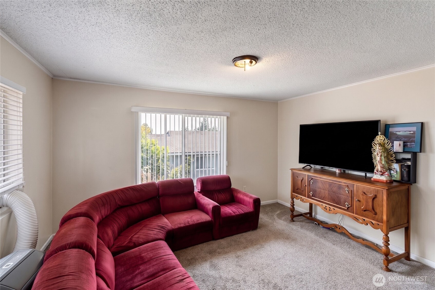 1911 Sheridan Road Bremerton, WA 98310 - Photo 4 of 19 Gallery Image 4