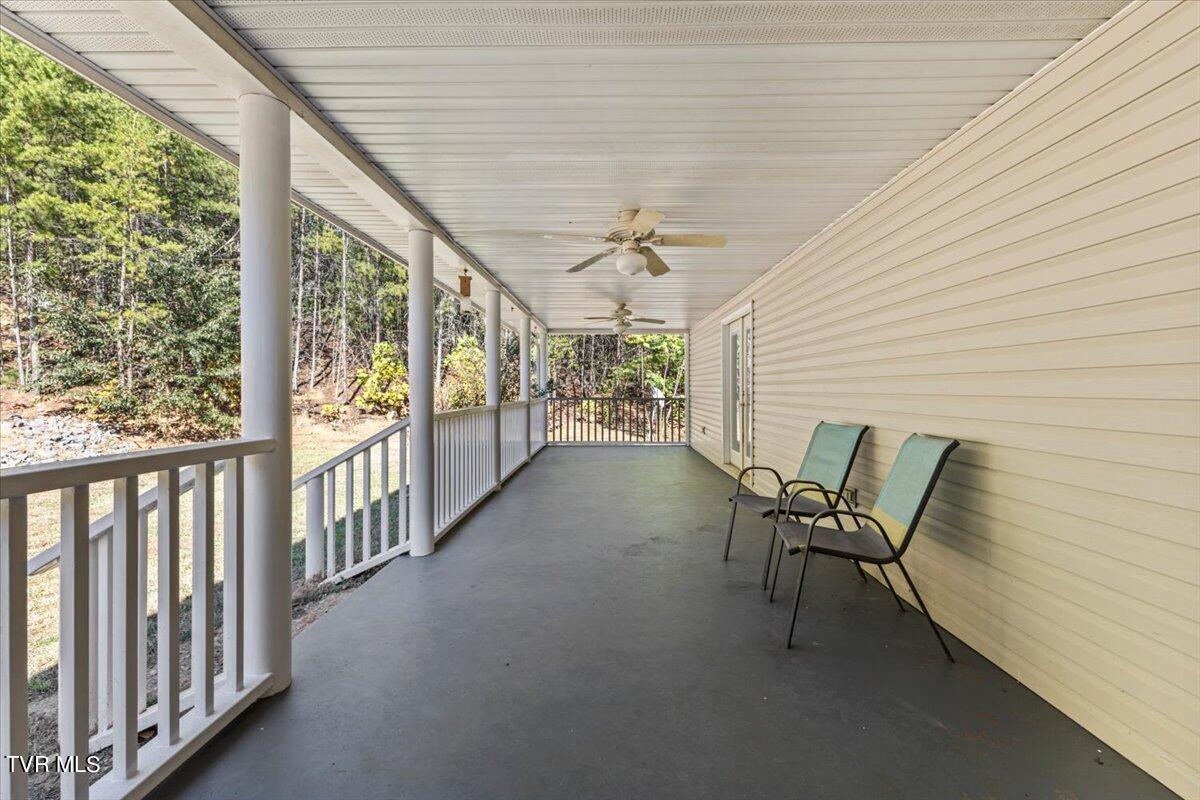 1310 Finchum Road Newport, TN 37821 - Photo 33 of 51 33-128A3912