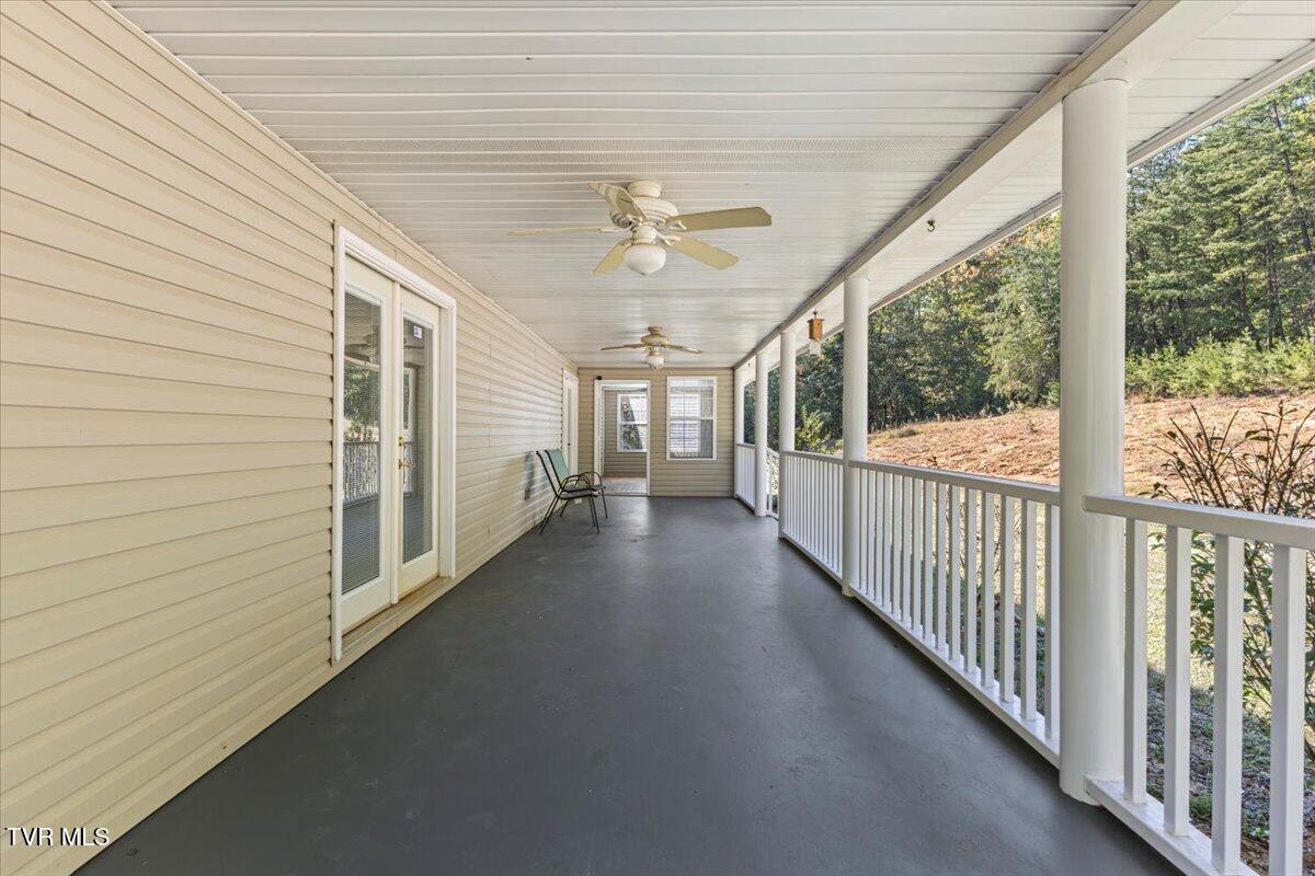1310 Finchum Road Newport, TN 37821 - Photo 34 of 51 34-128A3915