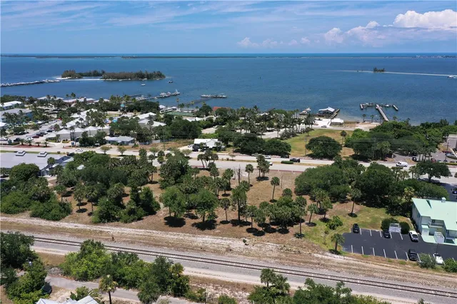 $1,300,000 | 1531 Highway 1, Sebastian, FL 32958