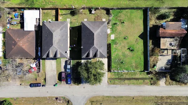 $2,100 | 10217 Teneha Drive, Unit A, Houston, TX 77033
