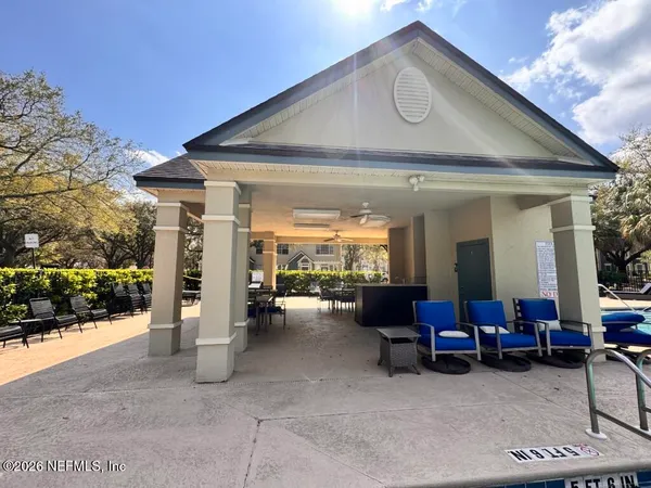 $1,395 | 13703 Richmond Park Drive North, Unit 1402, Jacksonville, FL 32224