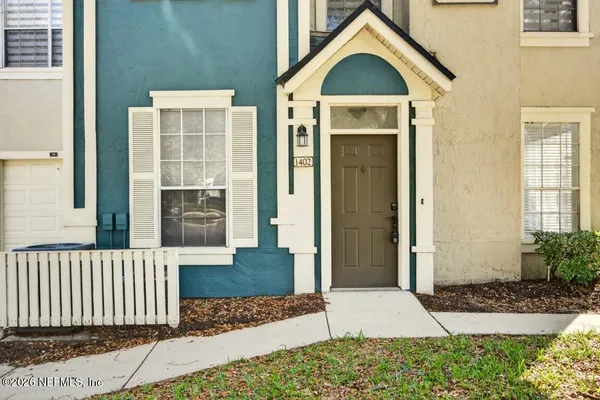 $1,395 | 13703 Richmond Park Drive North, Unit 1402, Jacksonville, FL 32224