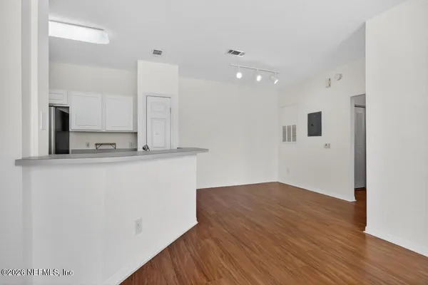 $1,395 | 13703 Richmond Park Drive North, Unit 1402, Jacksonville, FL 32224