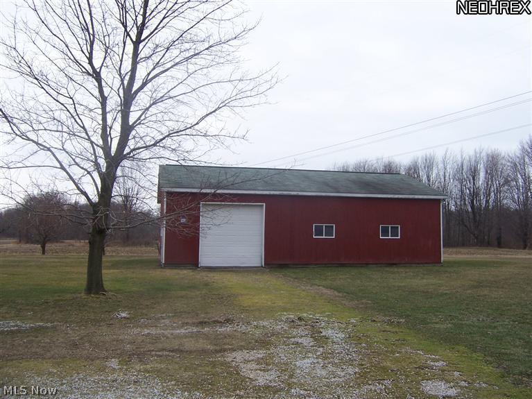 2308 Bennett Road Madison, OH 44057 - Photo 5 of 25