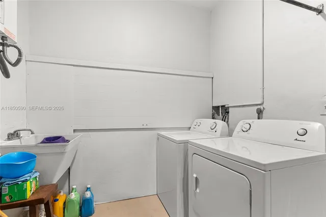 $3,399,000 | 6220 Southwest 123rd Terrace, Pinecrest, FL 33156