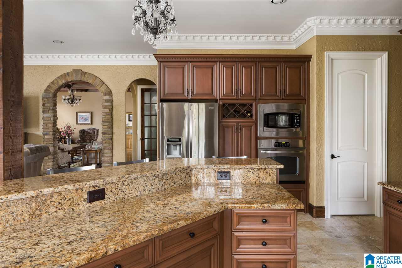 5508 Brocks Pass Birmingham, AL 35244 - Photo 6 of 42
